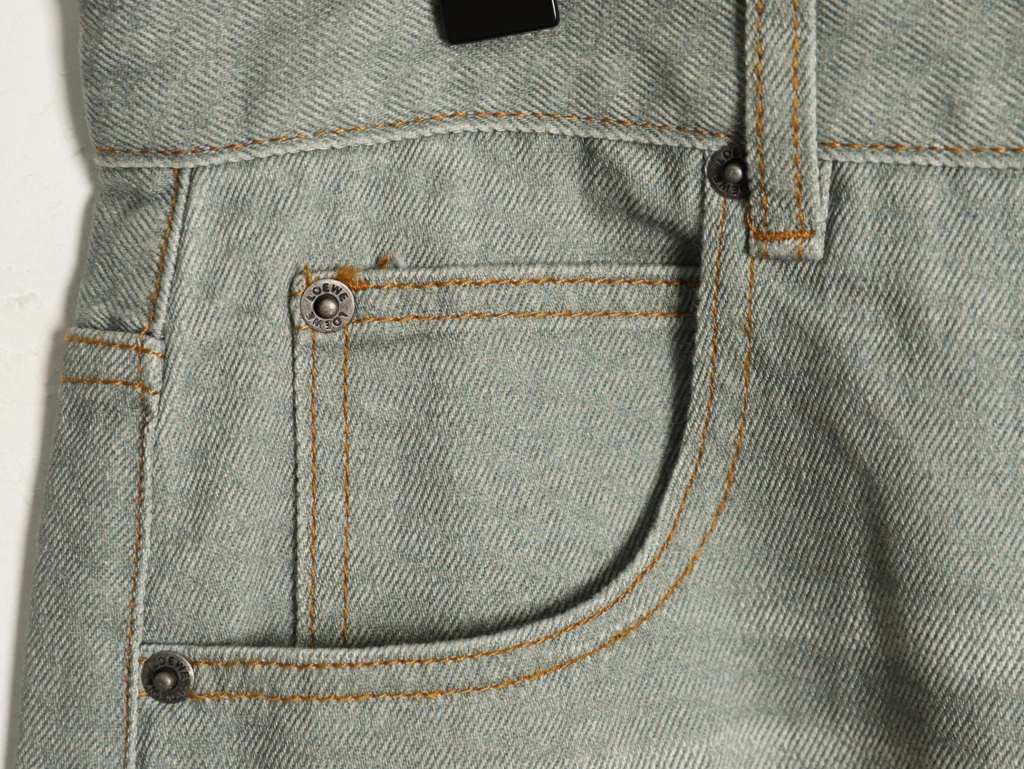 Loe 25fw all-match jeans