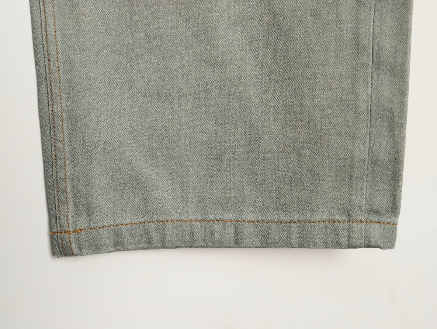 Loe 25fw all-match jeans