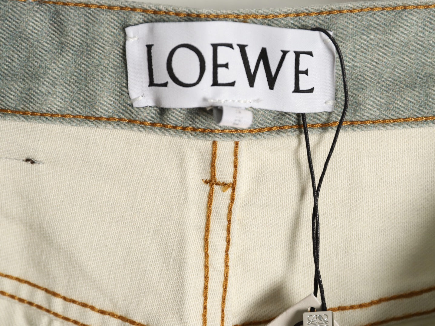 Loe 25fw all-match jeans