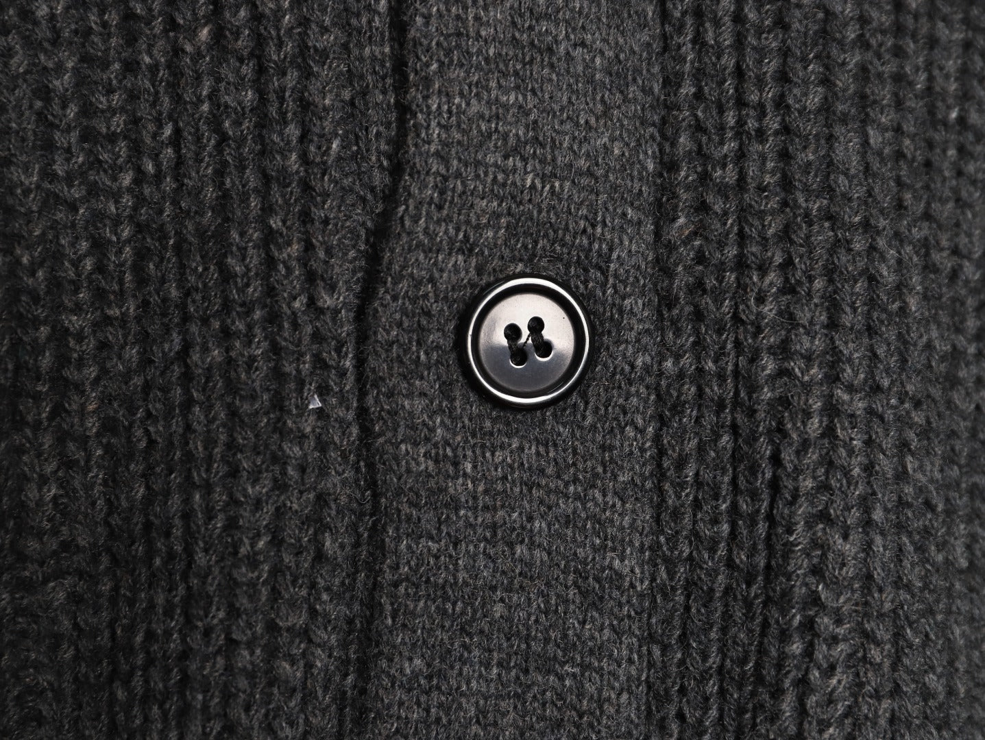 Louis 25fw cardigan sweater