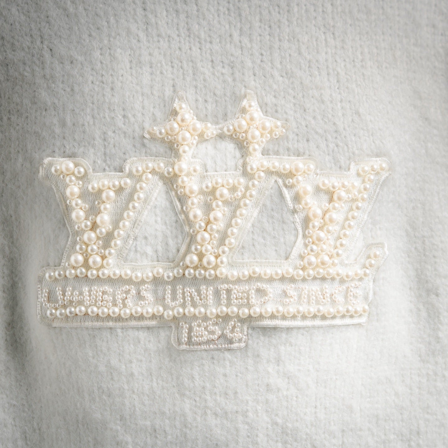 Louis 25fw embroidered sweater